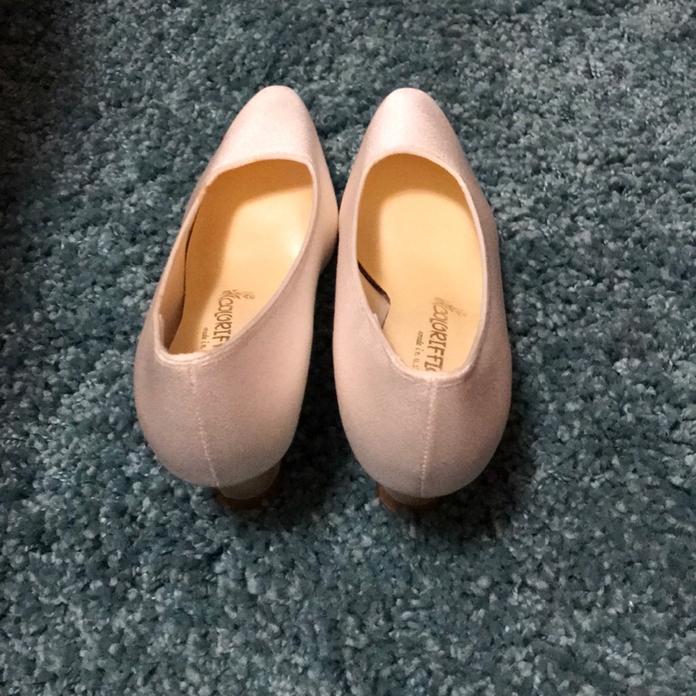 Shoes - Picture 4 of 4
